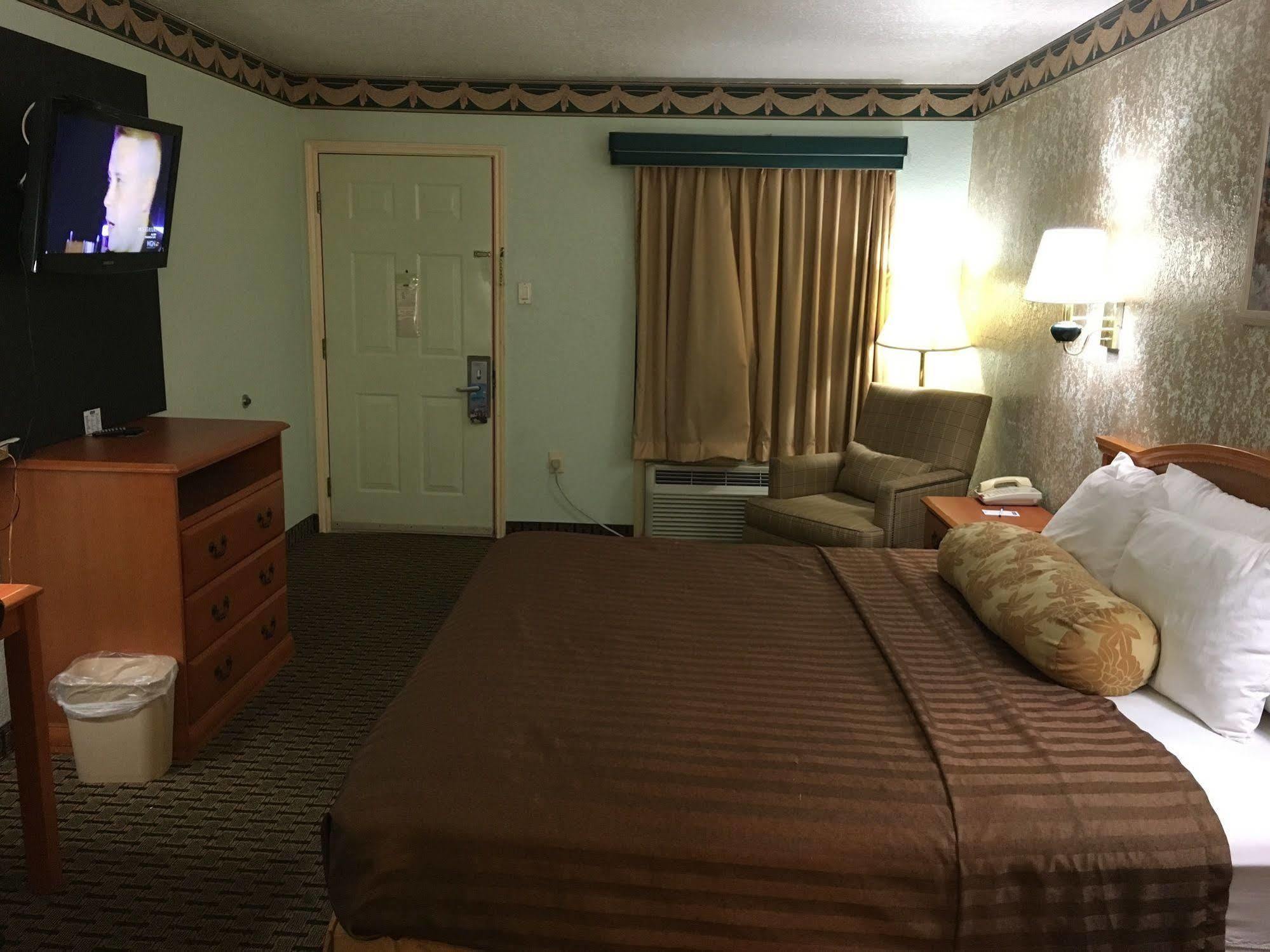 Econo Lodge Inn & Suites Near Lackland Afb San Antonio Bagian luar foto
